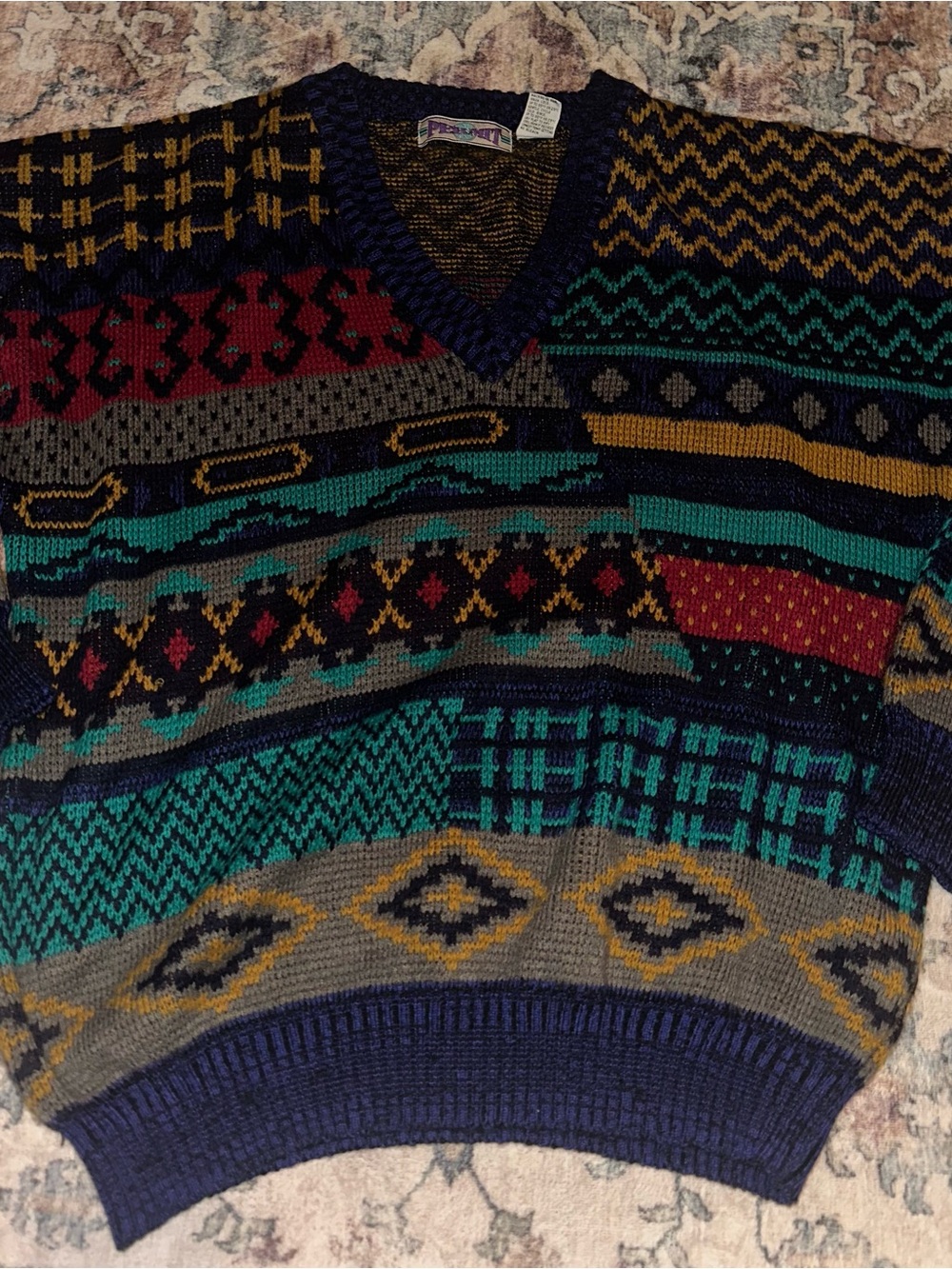 Vintage Permit Patterned V-Neck Sweater - Multicolor